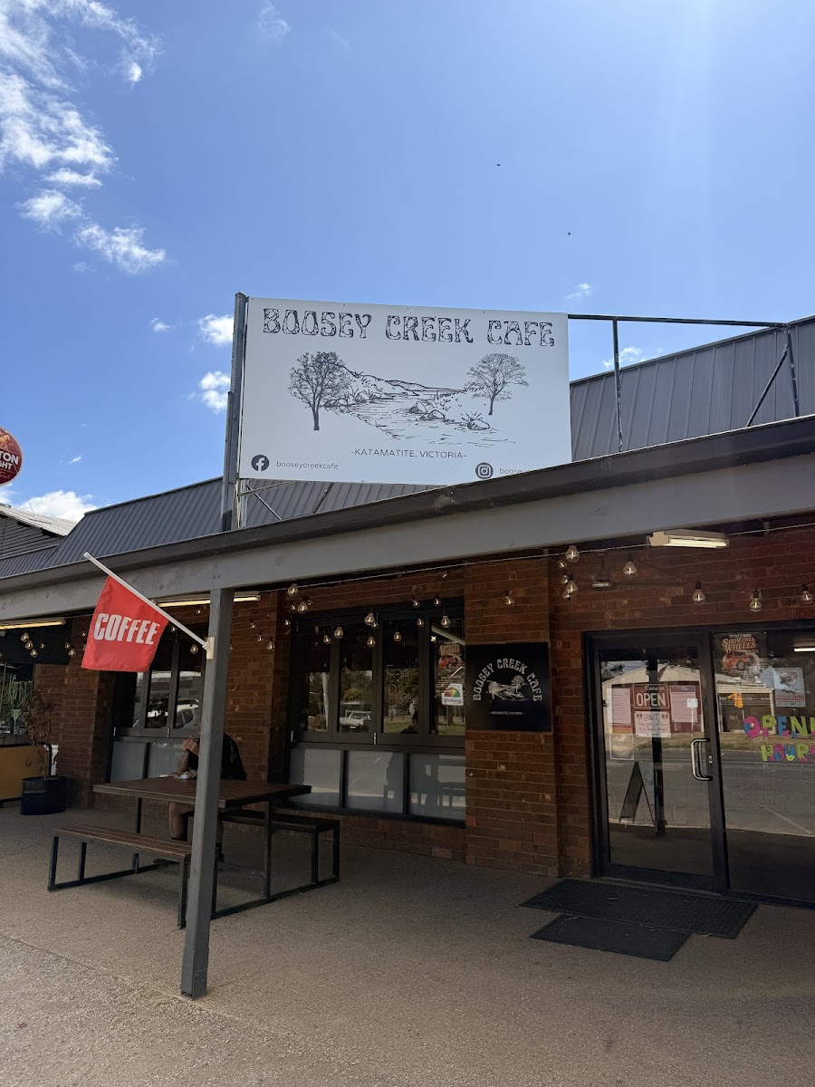 Boosey Creek Cafe