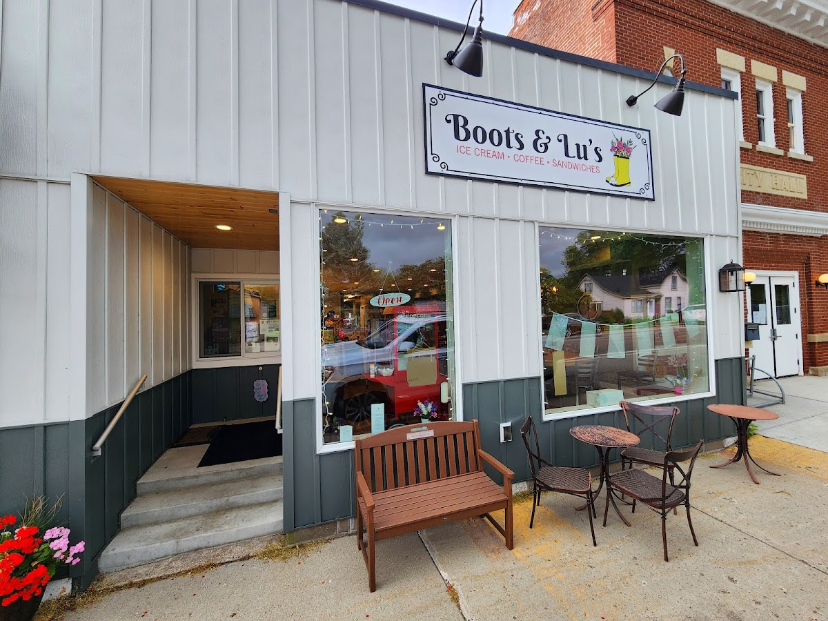 Boots and Lu's Cafe