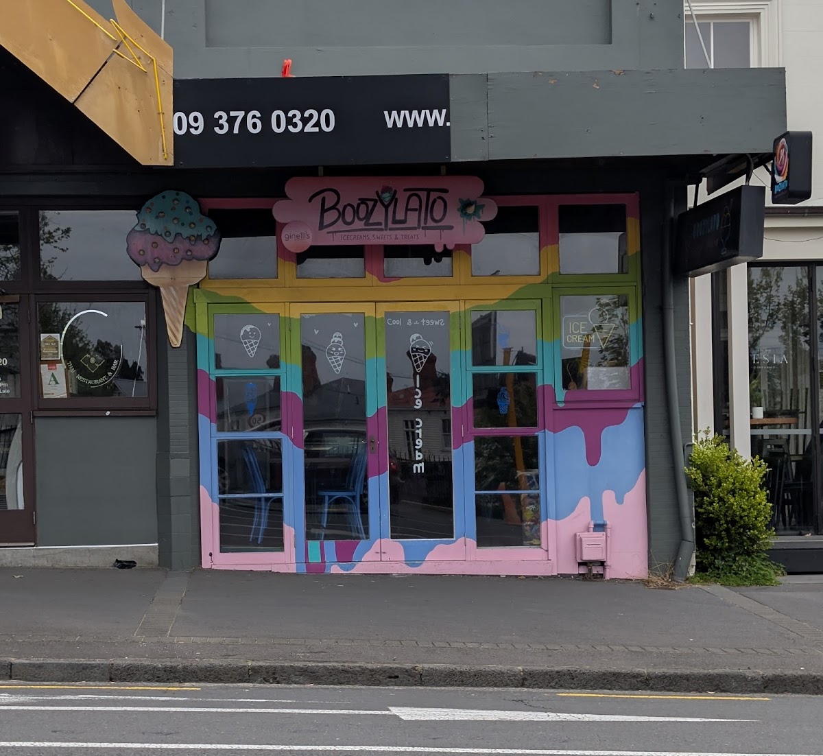Boozylato 250 Flavors Gelato & Ice cream (World Largest)