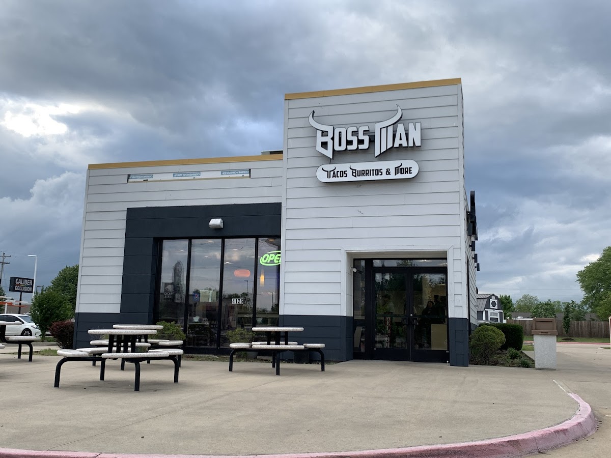 Boss Man Tacos Burritos & More