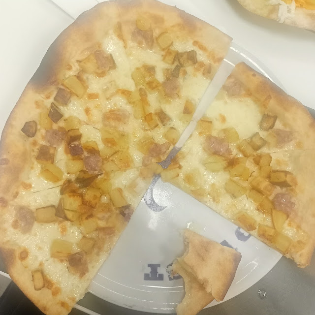 Pizza Con Potate E Salsiccia