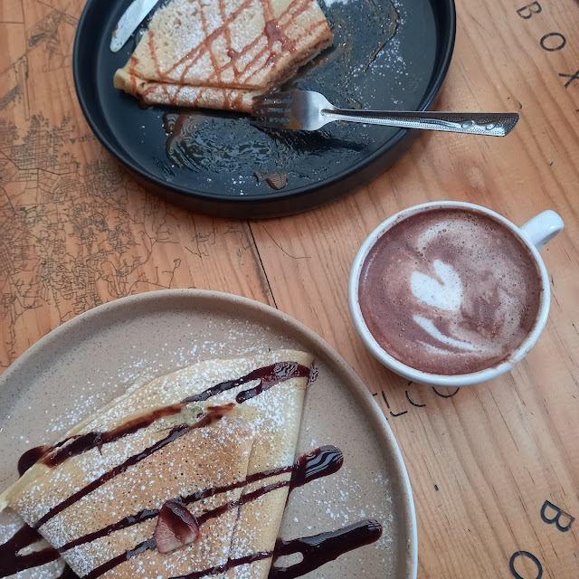 Chocolate oaxaqueÑo Crepa de Nutella Con Fresa Y Crepa de Cajeta