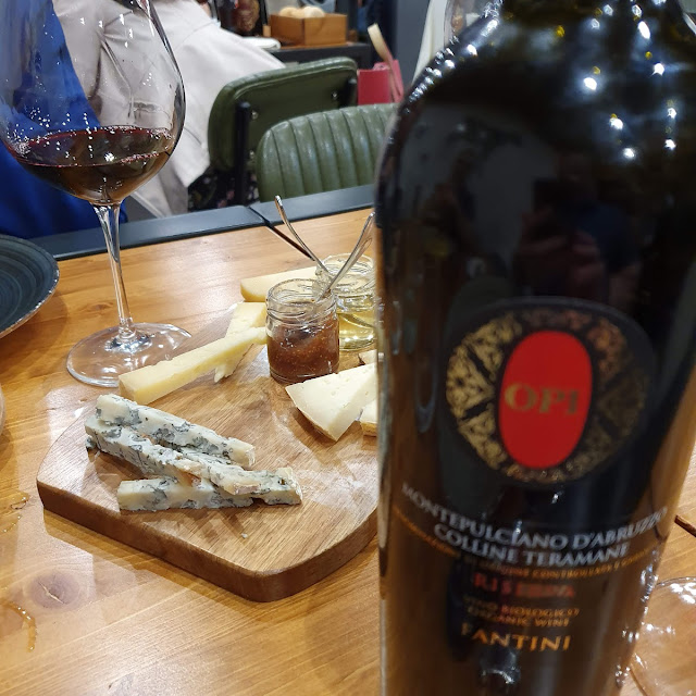 Montepulciano D'abruzzo Colline Teramane Opi Azienda Vinicola Fantini
