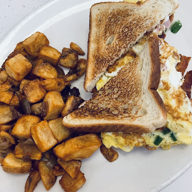 Toast and Homefries