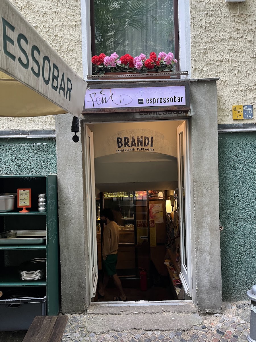 Brandi Espresso Bar