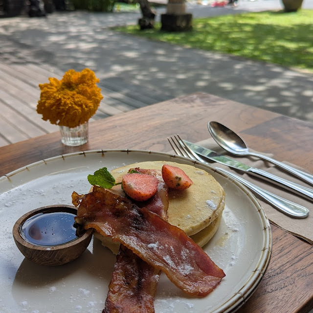 Pancakes with Bacon