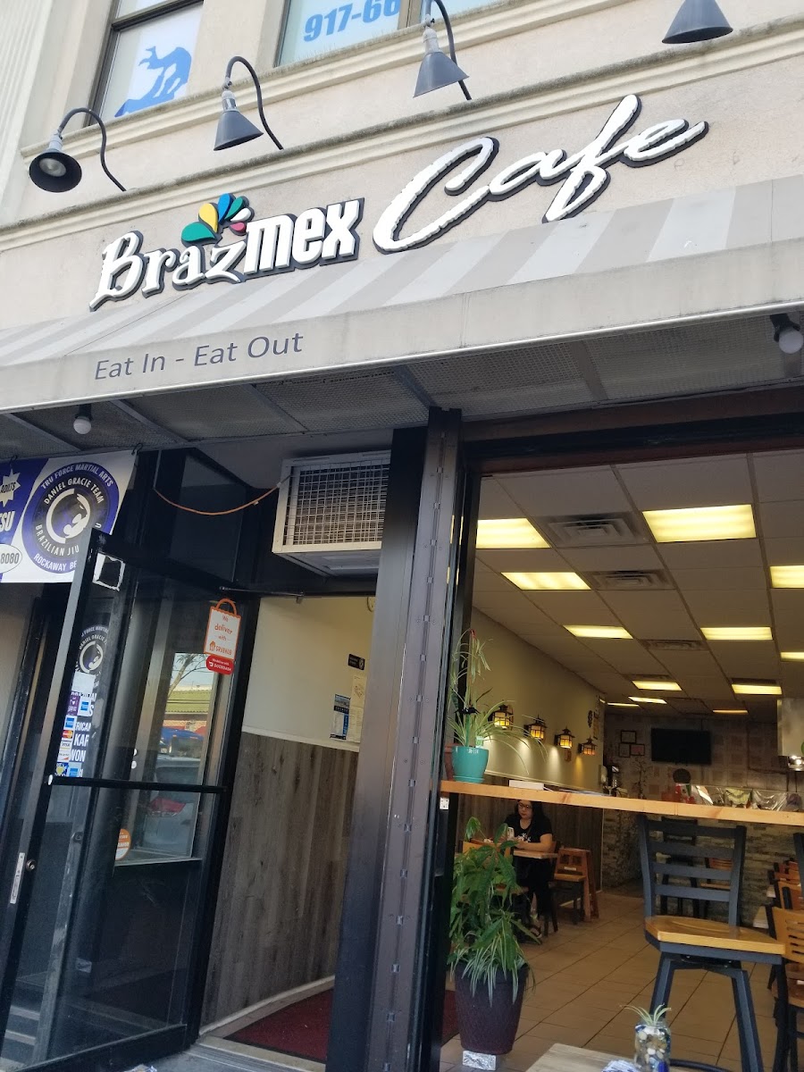 BrazMex Cafe