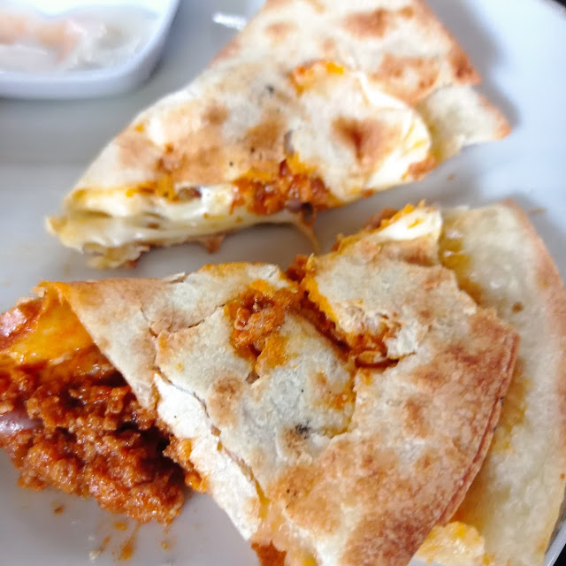 Quesadilla & Nachos