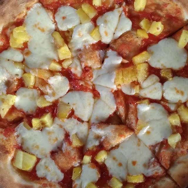 Pizza Hawaii