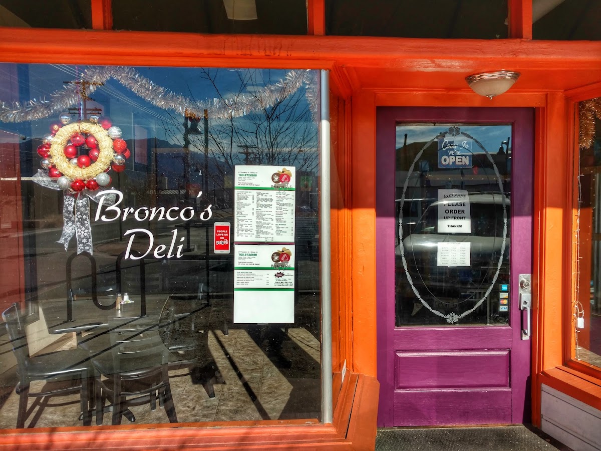 Bronco's Deli