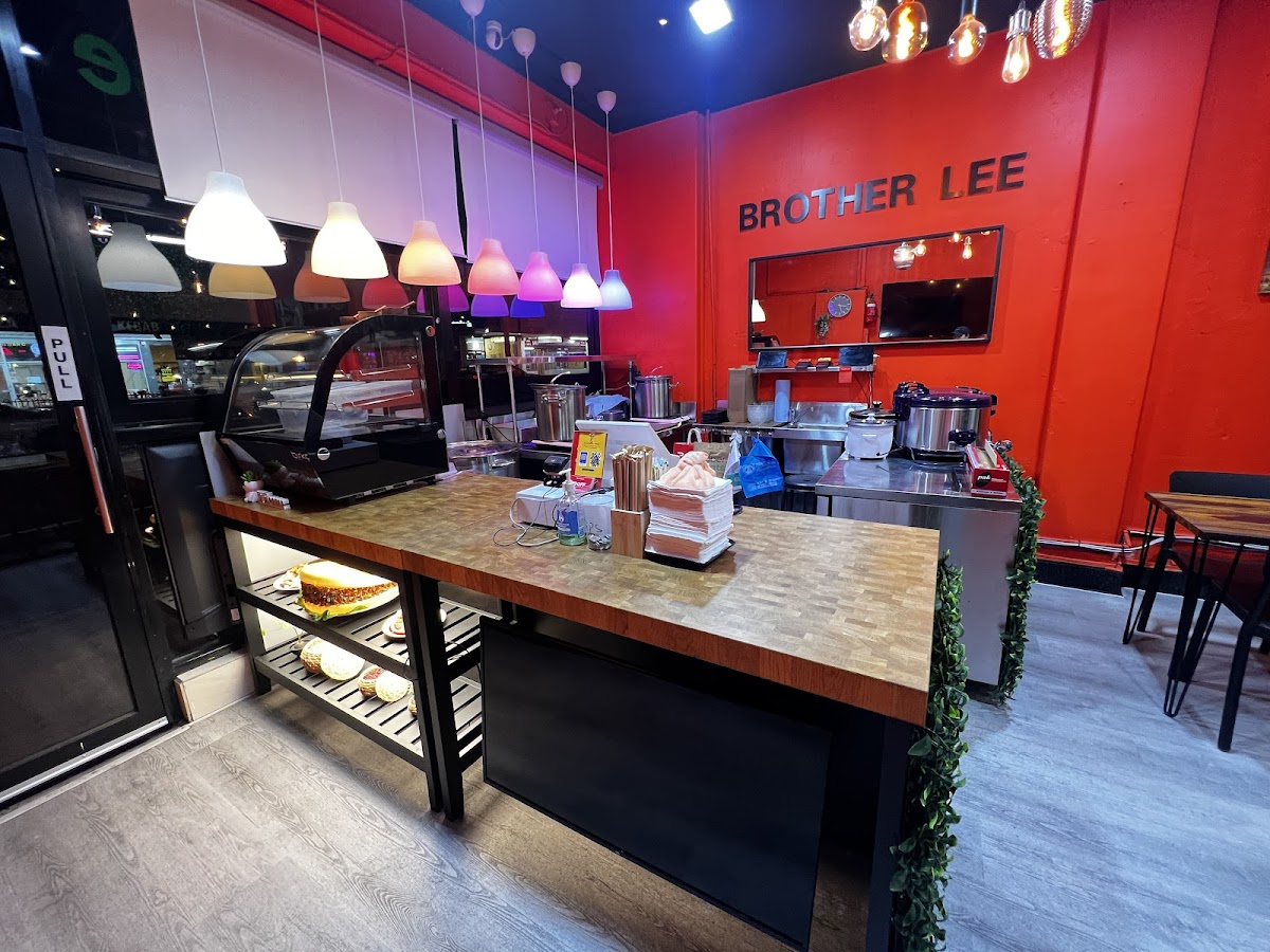 Brother Lee Canteen 小李哥凉皮