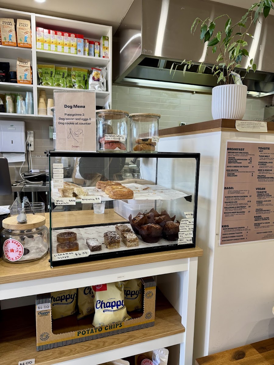 Brown deli