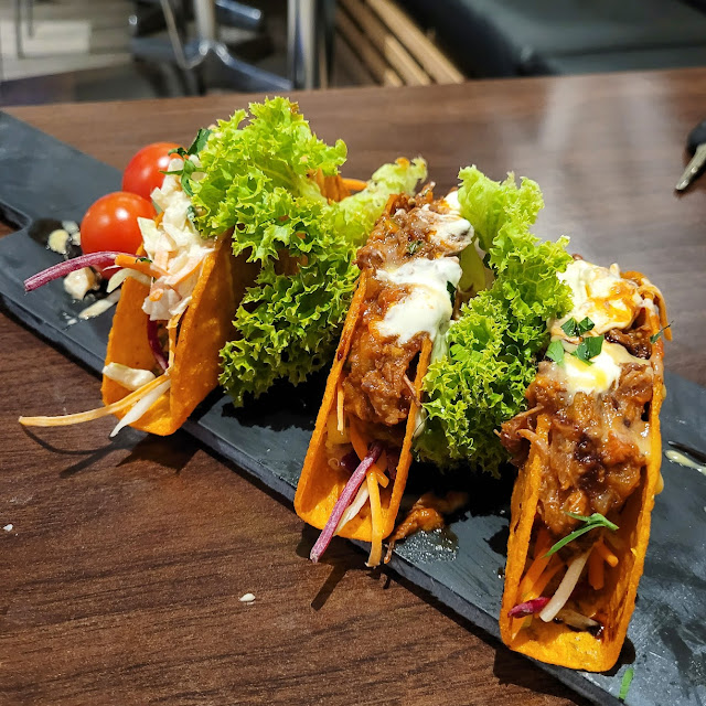 Vegetarian & Pulled Beef Tacos