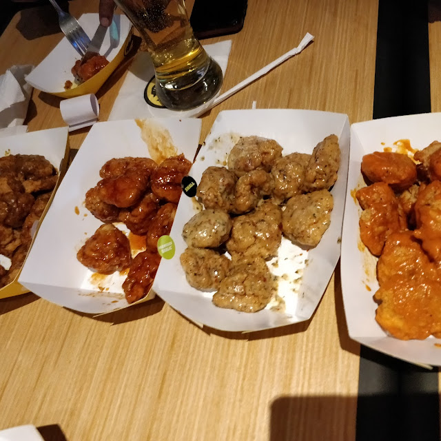 Boneless Wings - 6 Boneless Wings