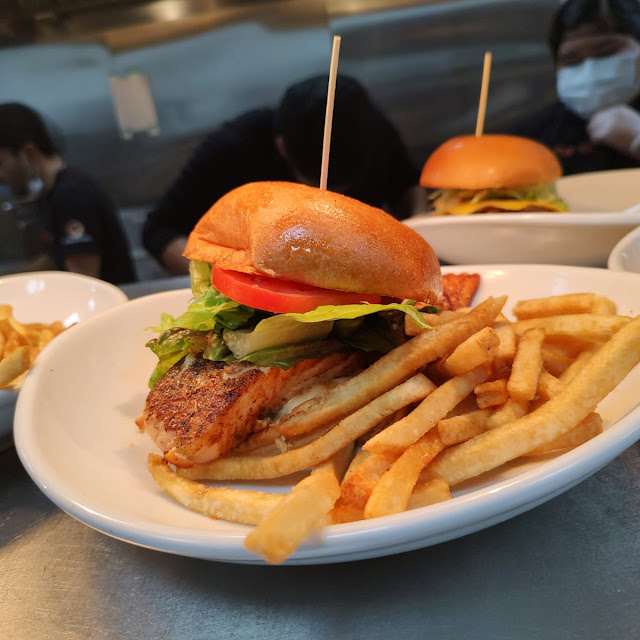 Bijou Salmon