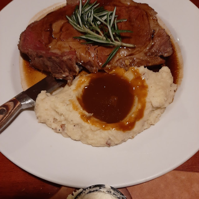 Prime Rib with Mashed Potatoes and Gravy