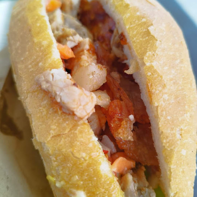 Crackling Pork Bánh MÍ Heo Quay