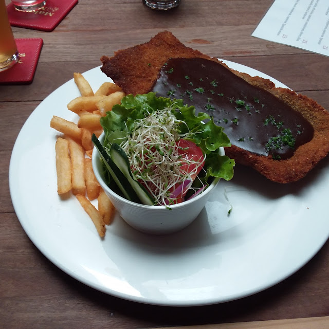 Beef Schnitzel with Gravy