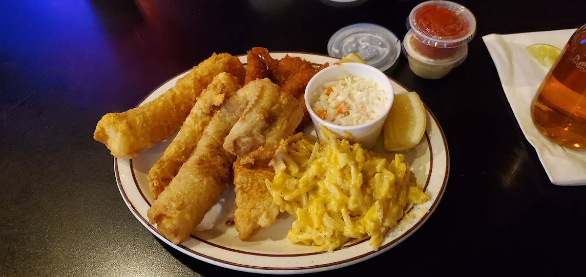 Buster's Bar & Grill