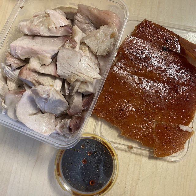 28 Chopped Roast Pork & Peeled Crackle