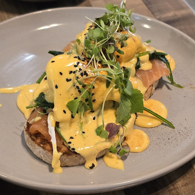 Made Hollandaise