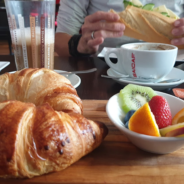 Paris Frühstück