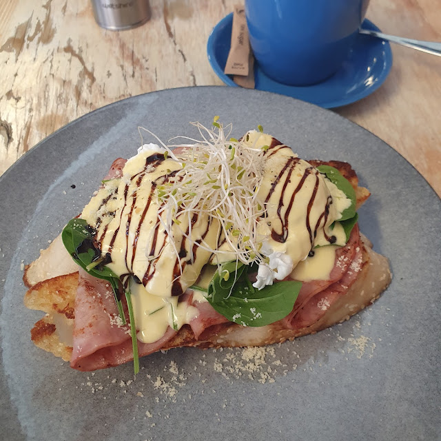 Eggs Benedict Ham