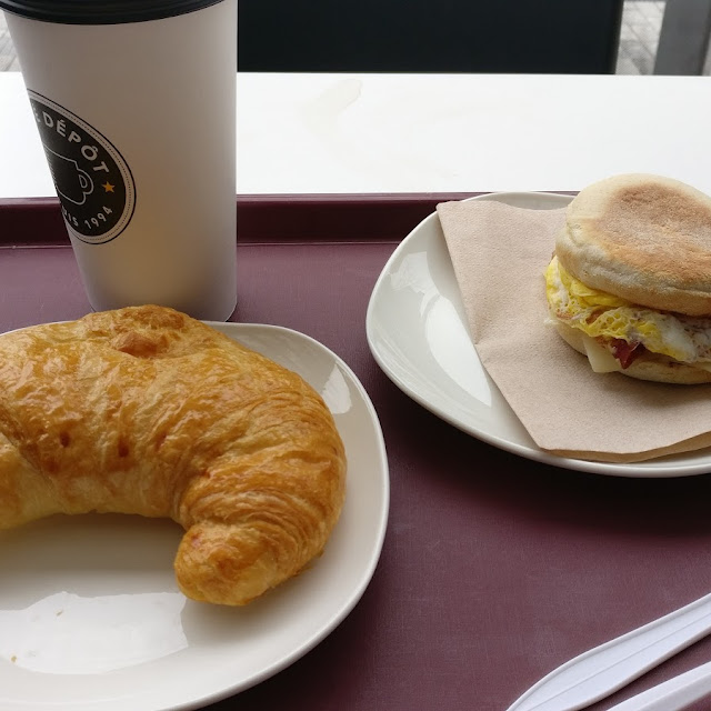 Breakfast Cappuccino Croissant