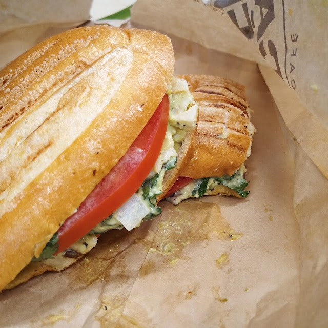 Sandwich Poulet Et Avocat