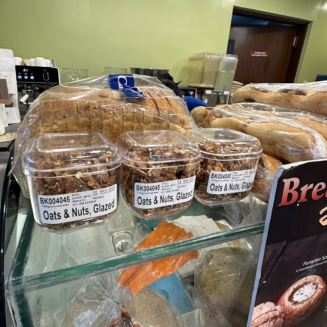 Oats Nuts Glazed Whole Wheat Multigrain Bread