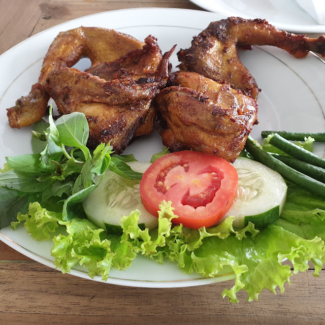 Ayam Goreng Santuy