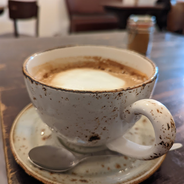 Cappuccino Groß