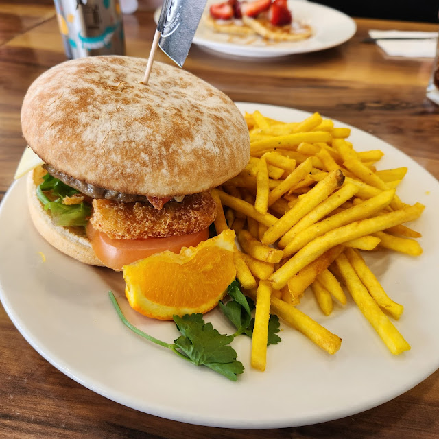 Green & Gold Burger