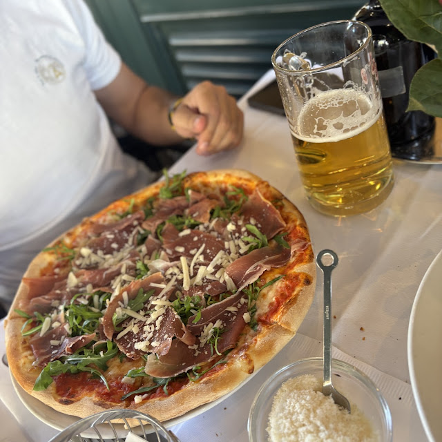 Pizza Parmigiano E Rucola