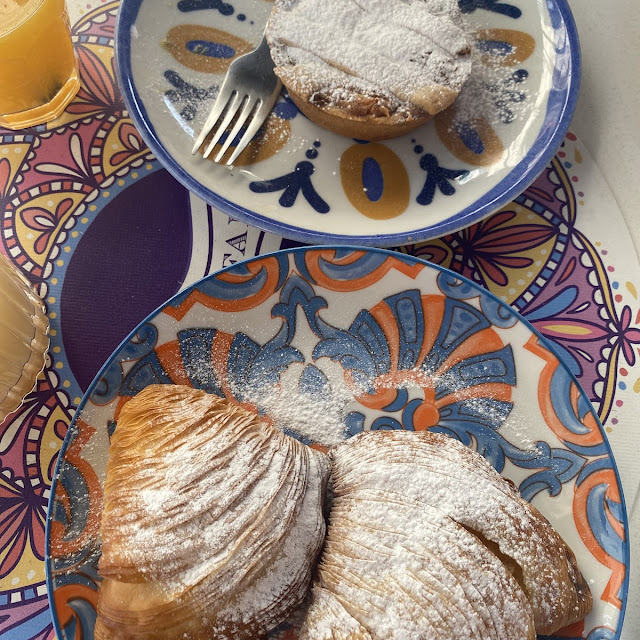 Sfogliatelle Con