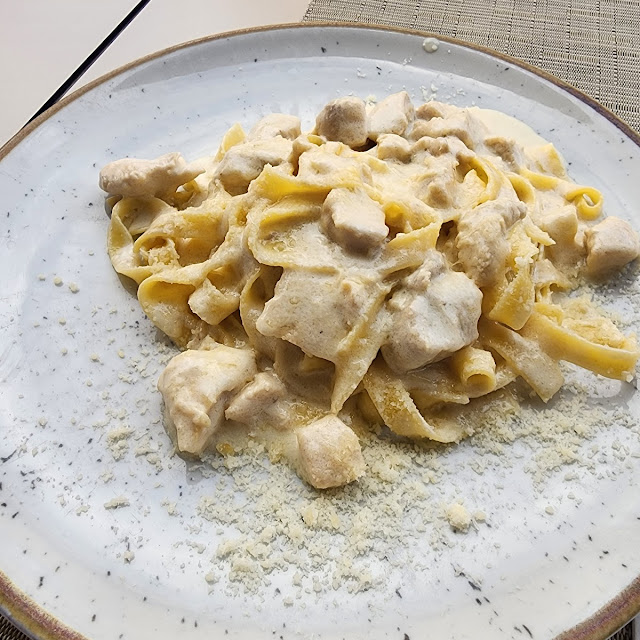 Chicken Fettuccine Alfredo with Chicken