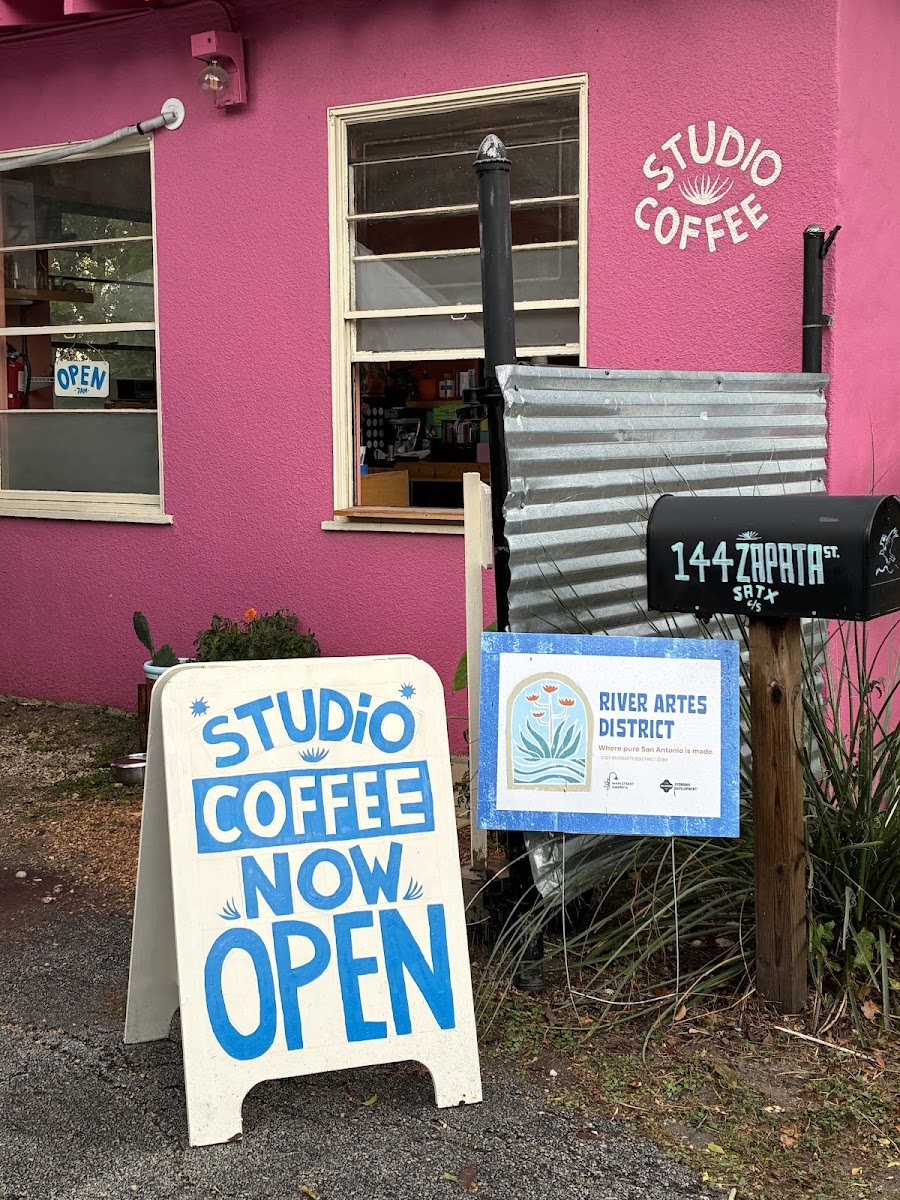 Casa Pink Studio Coffee