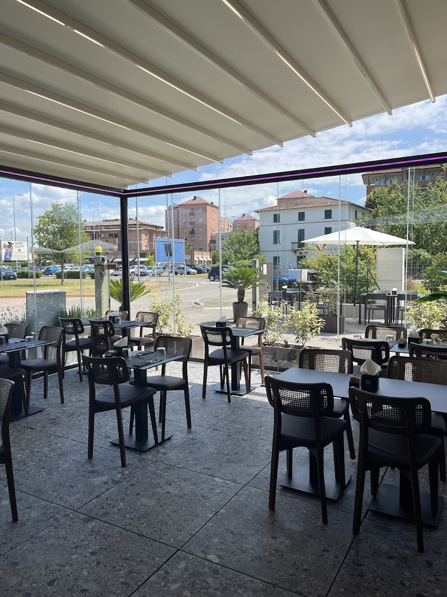 Castagnoli Più Bakery Café