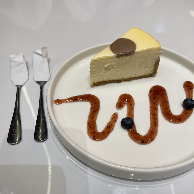 Classic New York Cheesecake