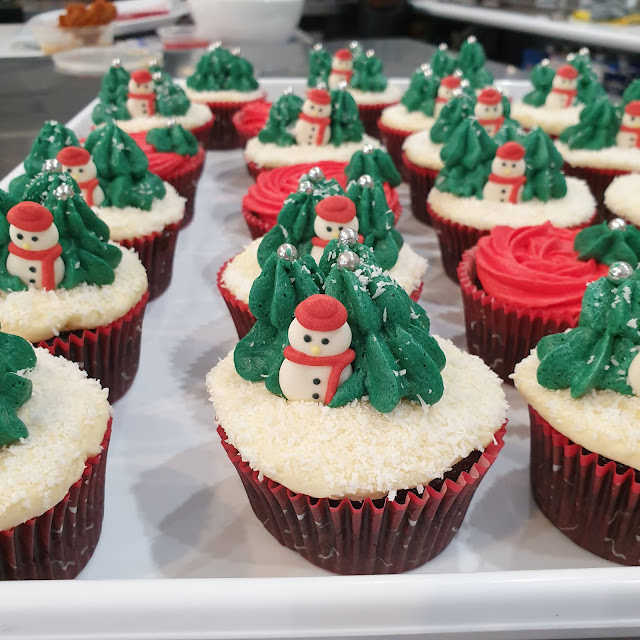 Christmas Cupcakes Cakes