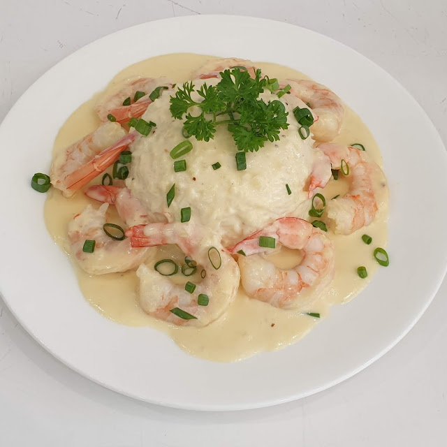Creamy Garlic Prawns