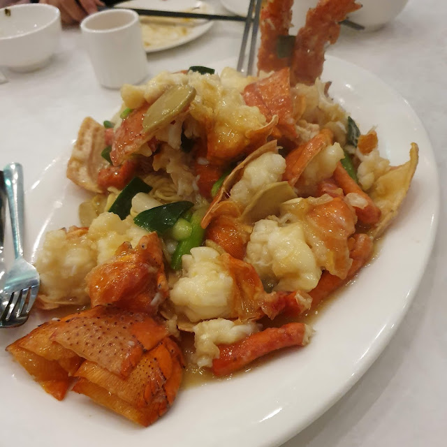 Lobster with Noodles 龍蝦伊麵