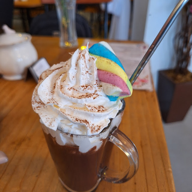 Chocolate Quente Com Creme de Avelã do Coelho