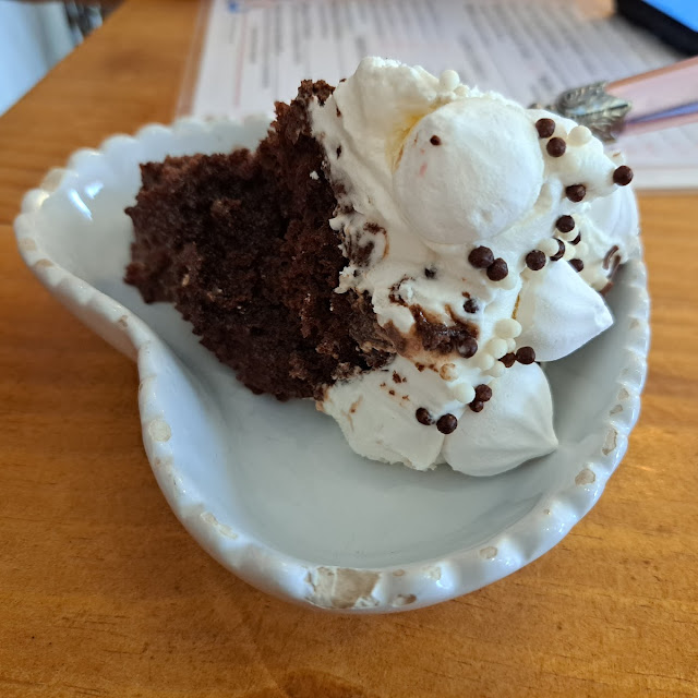 Bolo Afogado Com Suspiro