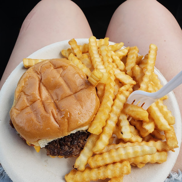 Cheeseburger and Fries