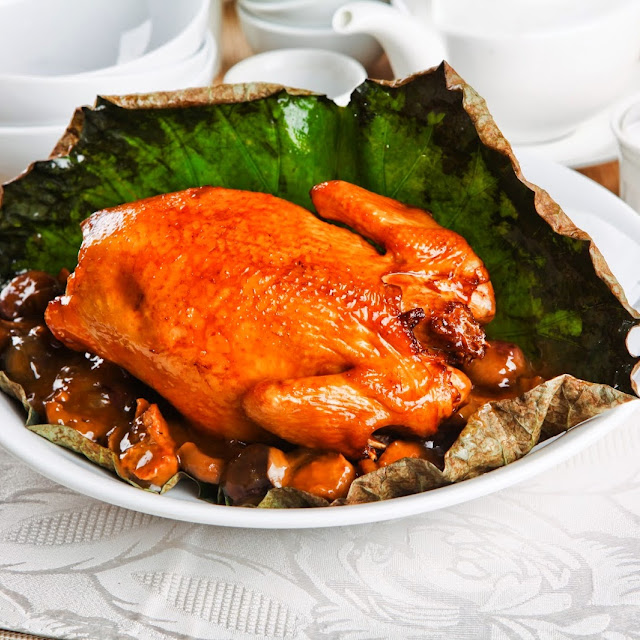 Ayam Bungkus Daun Teratai
