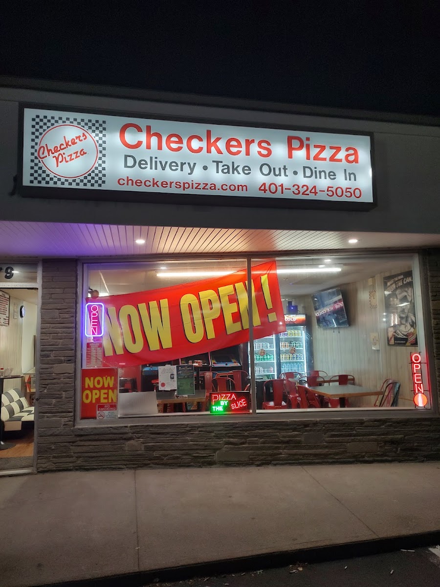 Checkers Pizza