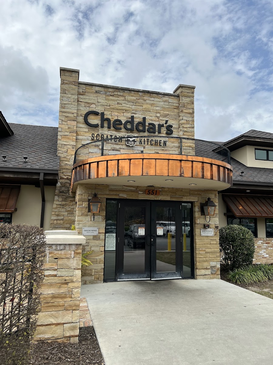 Cheddar's Scratch Kitchen