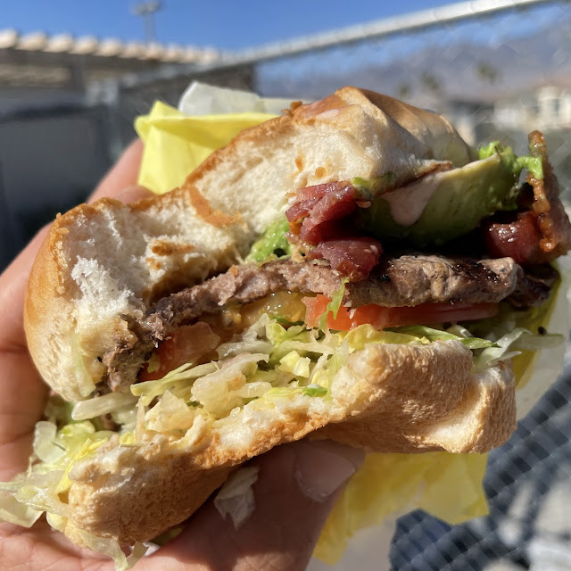 Bacon Avocado Hamburger