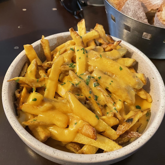 Frites Au Cheddar